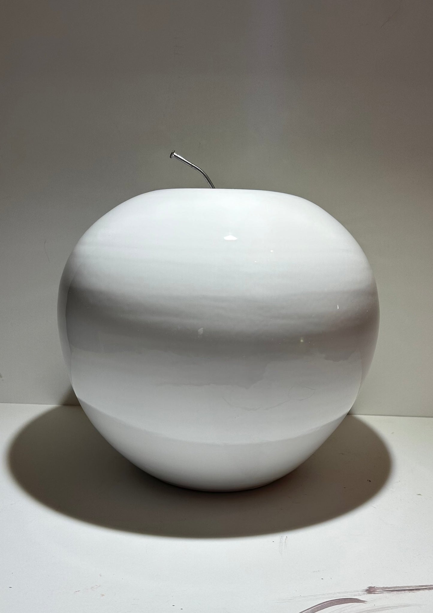 mela in ceramica smalto bianco lucido